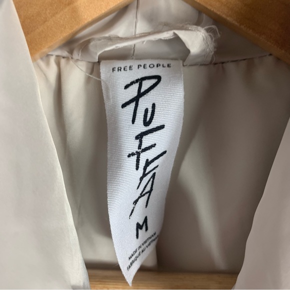 Free People Revolve Ella Puffer Coat Jacket Mineral Dust Size Medium - Picture 6 of 14